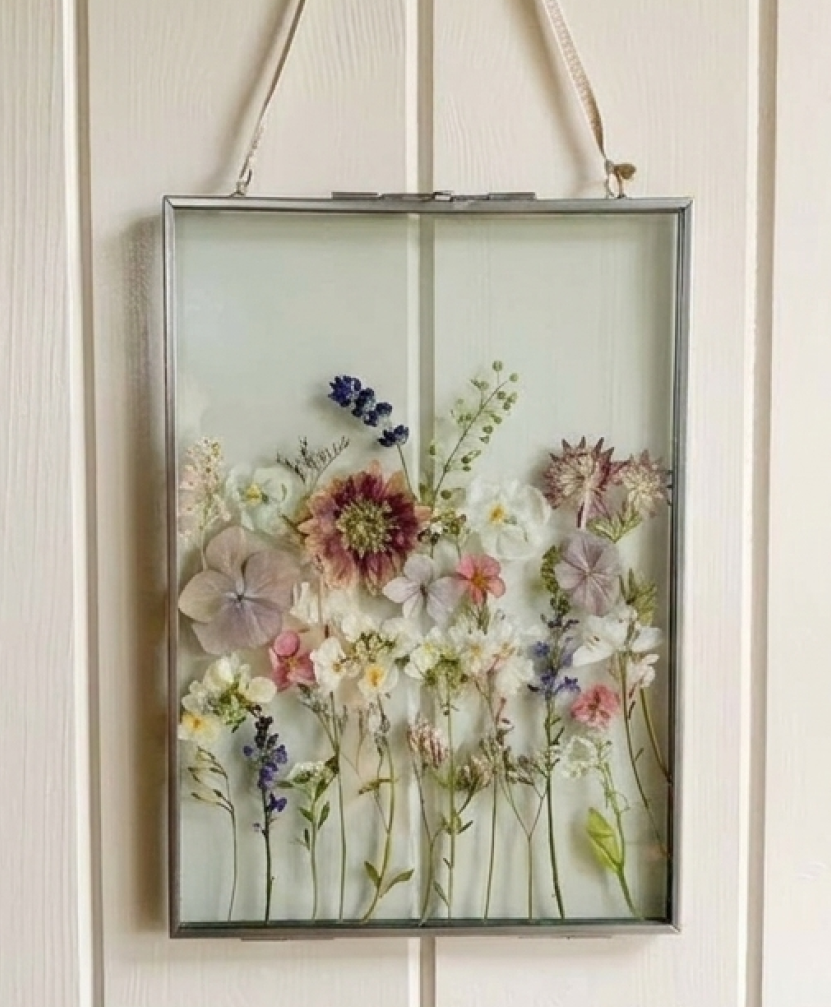 The Art of Flower Pressing